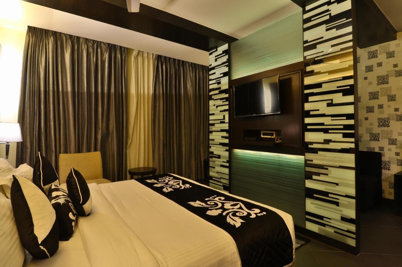 Salida Del Sol Hotell Panaji Exteriör bild